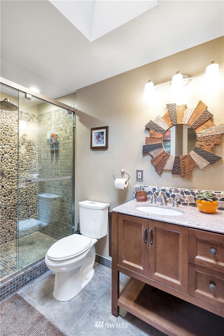 9330 216th Street Southwest Edmonds, WA 98020 - Photo 16 of 25 Gallery Image 16