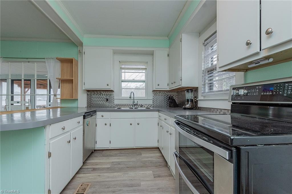 1240 Riverview Road Lexington, NC 27292 - Photo 13 of 49