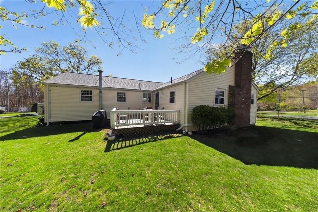 72 Ledgebrook Road Weymouth, MA 02190 - Photo 23 of 32 Gallery Image 23