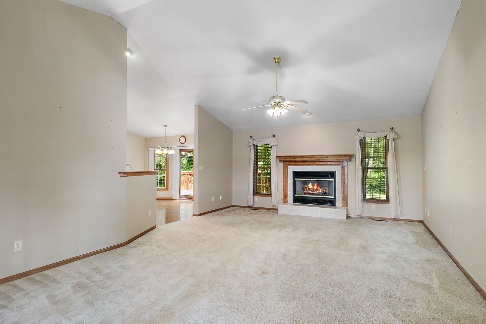 10296 East Kyte Road Rochelle, IL 61068 - Photo 4 of 33 Gallery Image 4