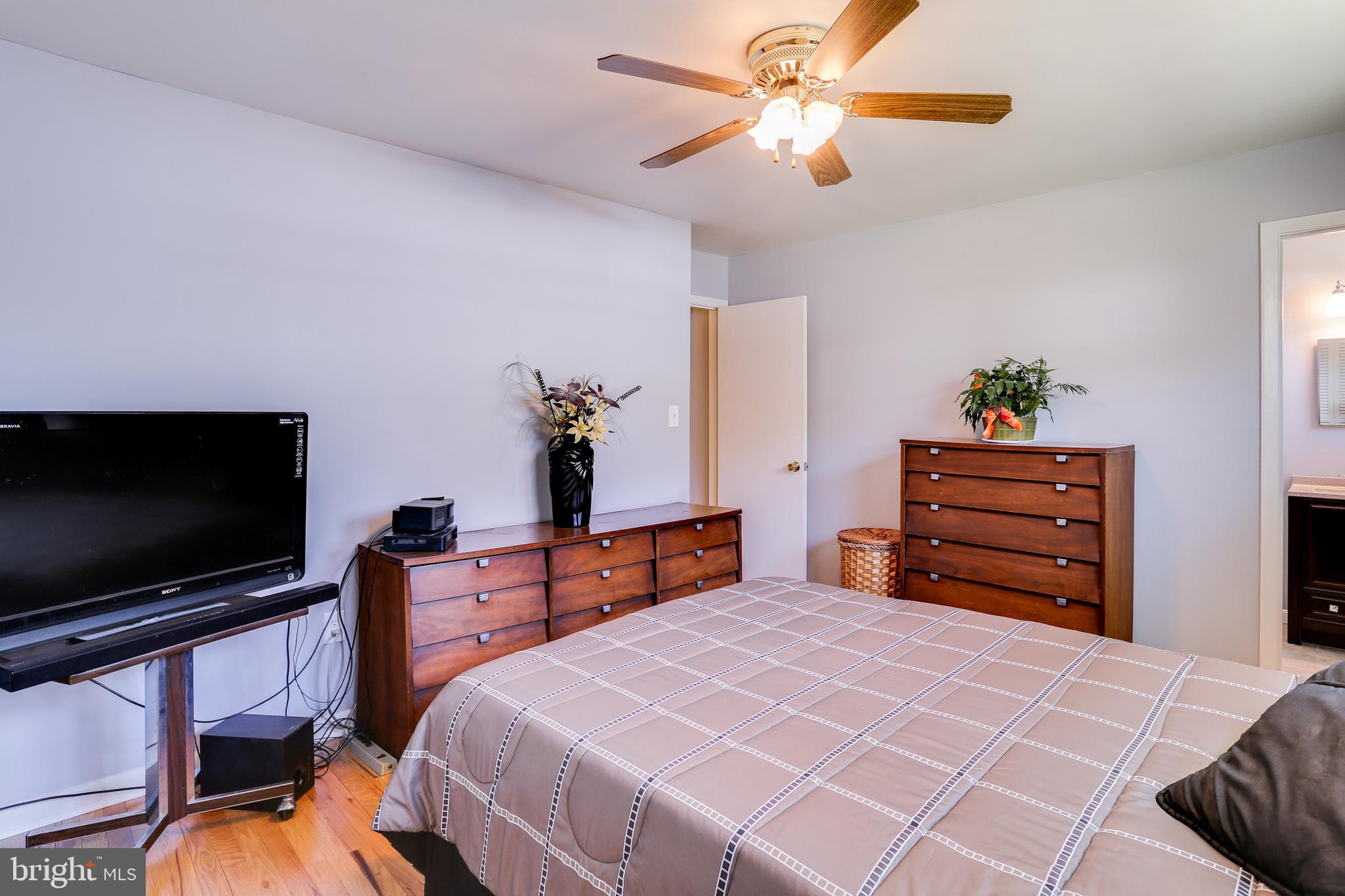4602 Old Court Road Baltimore, MD 21208 - Photo 19 of 24 View of master bedroom