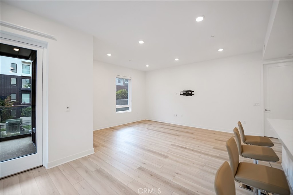 1210 Rivington Irvine, CA 92618 - Photo 18 of 41 Gallery Image 18
