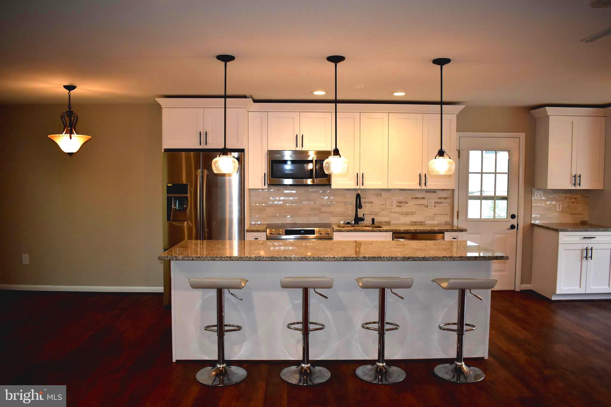 6211 Roblynn Road Laurel, MD 20707 - Photo 3 of 28 Gallery Image 3