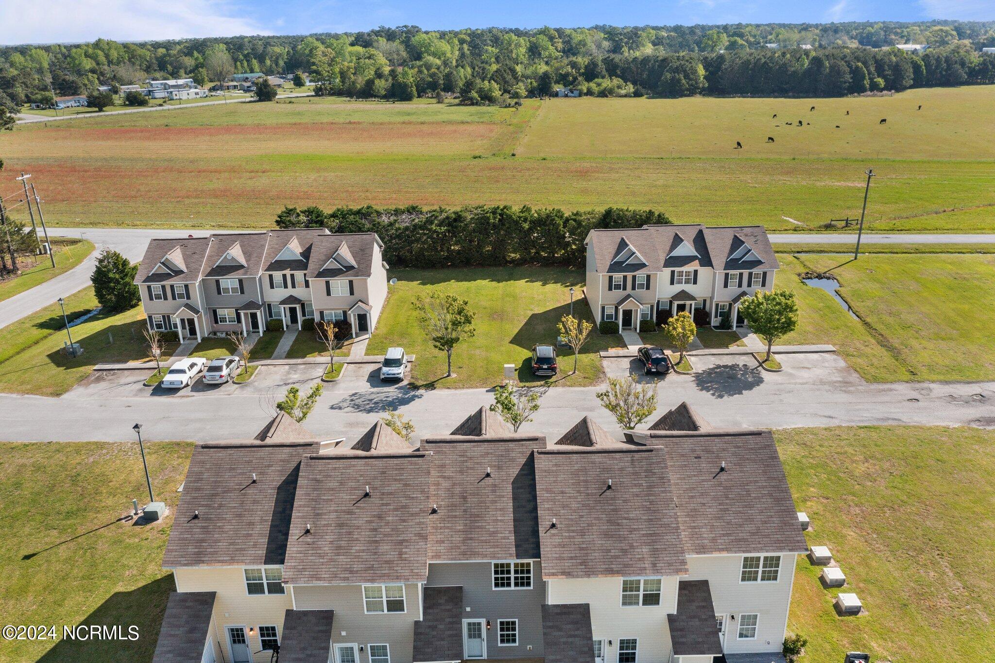 200 Lanieve Court, Unit 7 Hubert, NC 28539 - Photo 18 of 20 13-web-or-mls-DJI_0936