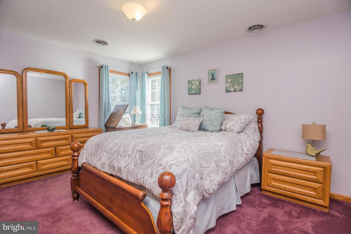 5115 Thomas Long Road Crisfield, MD 21817 - Photo 27 of 44 2nd Level Bedroom