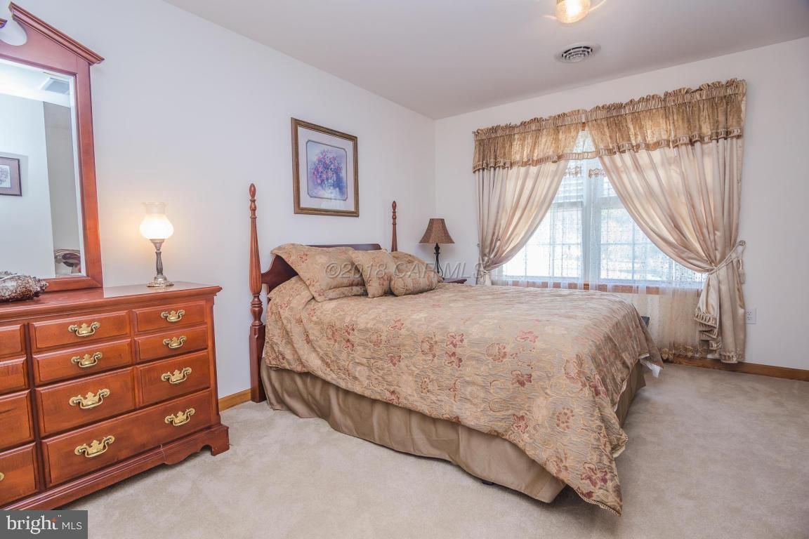 5115 Thomas Long Road Crisfield, MD 21817 - Photo 28 of 44 2nd Level Bedroom