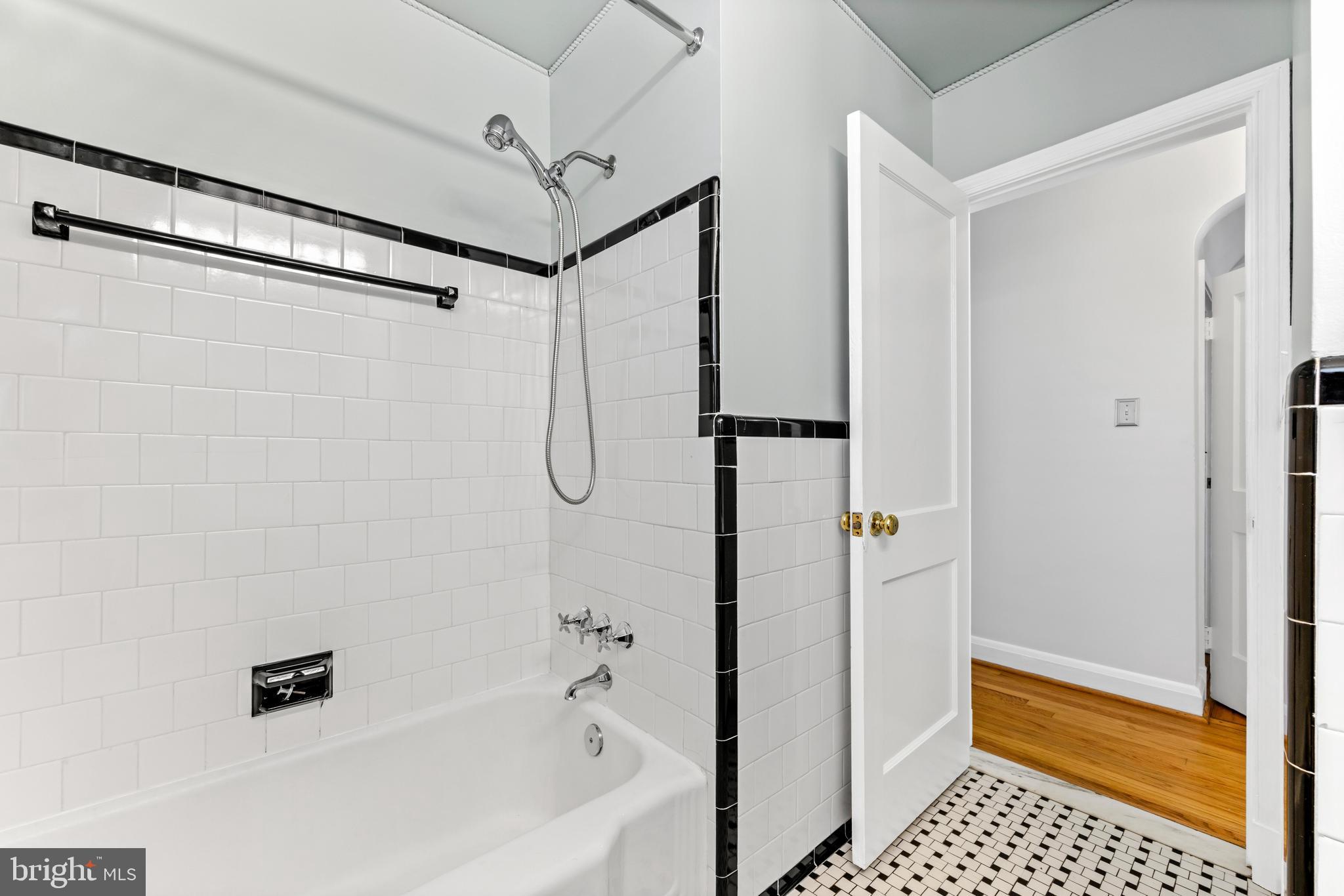2011 Old Frederick Road Catonsville, MD 21228 - Photo 30 of 60