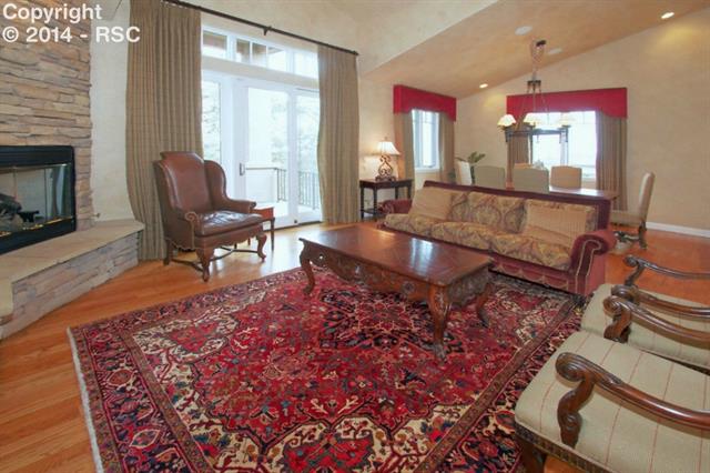 1038 Summer Spring View Colorado Springs, CO 80906 - Photo 4 of 10 Gallery Image 4