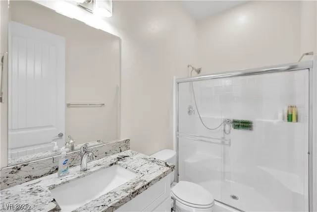 $3,475 | 7458 McLeod Drive, Las Vegas, NV 89120