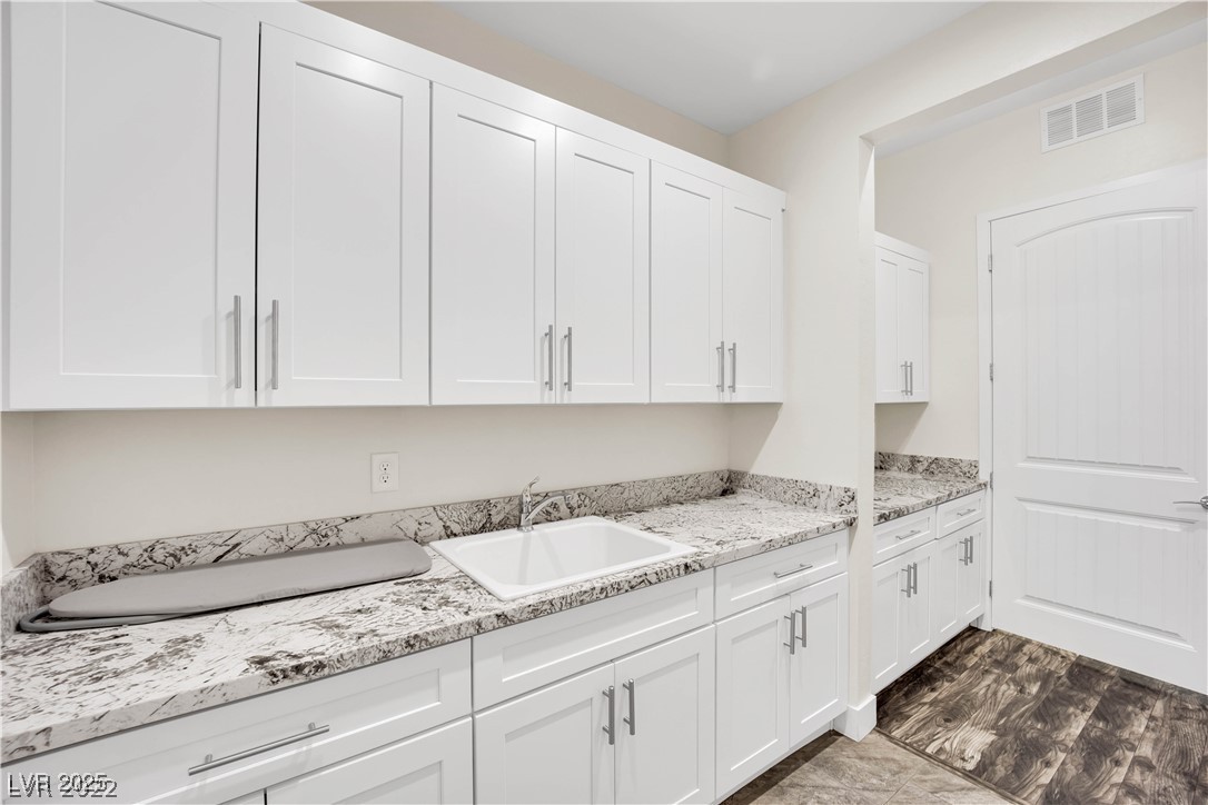 7458 McLeod Drive Las Vegas, NV 89120 - Photo 13 of 27