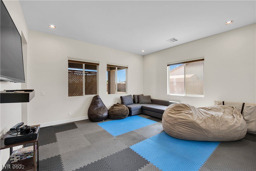 7458 McLeod Drive Las Vegas, NV 89120 - Photo 14 of 27