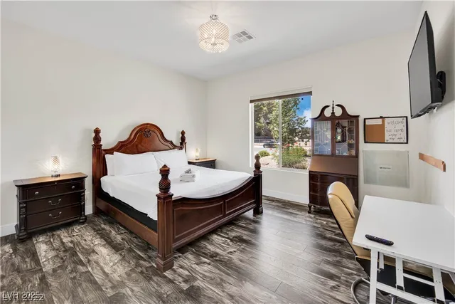 $3,475 | 7458 McLeod Drive, Las Vegas, NV 89120