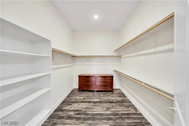 $3,475 | 7458 McLeod Drive, Las Vegas, NV 89120