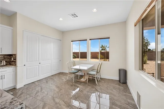 $3,475 | 7458 McLeod Drive, Las Vegas, NV 89120