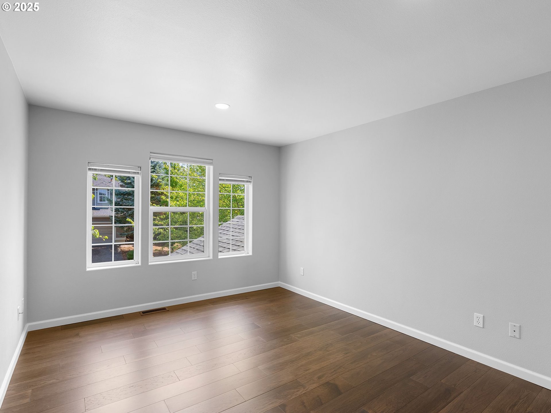 15618 Northwest Rondos Drive Portland, OR 97229 - Photo 22 of 41 Bedroom, Primary