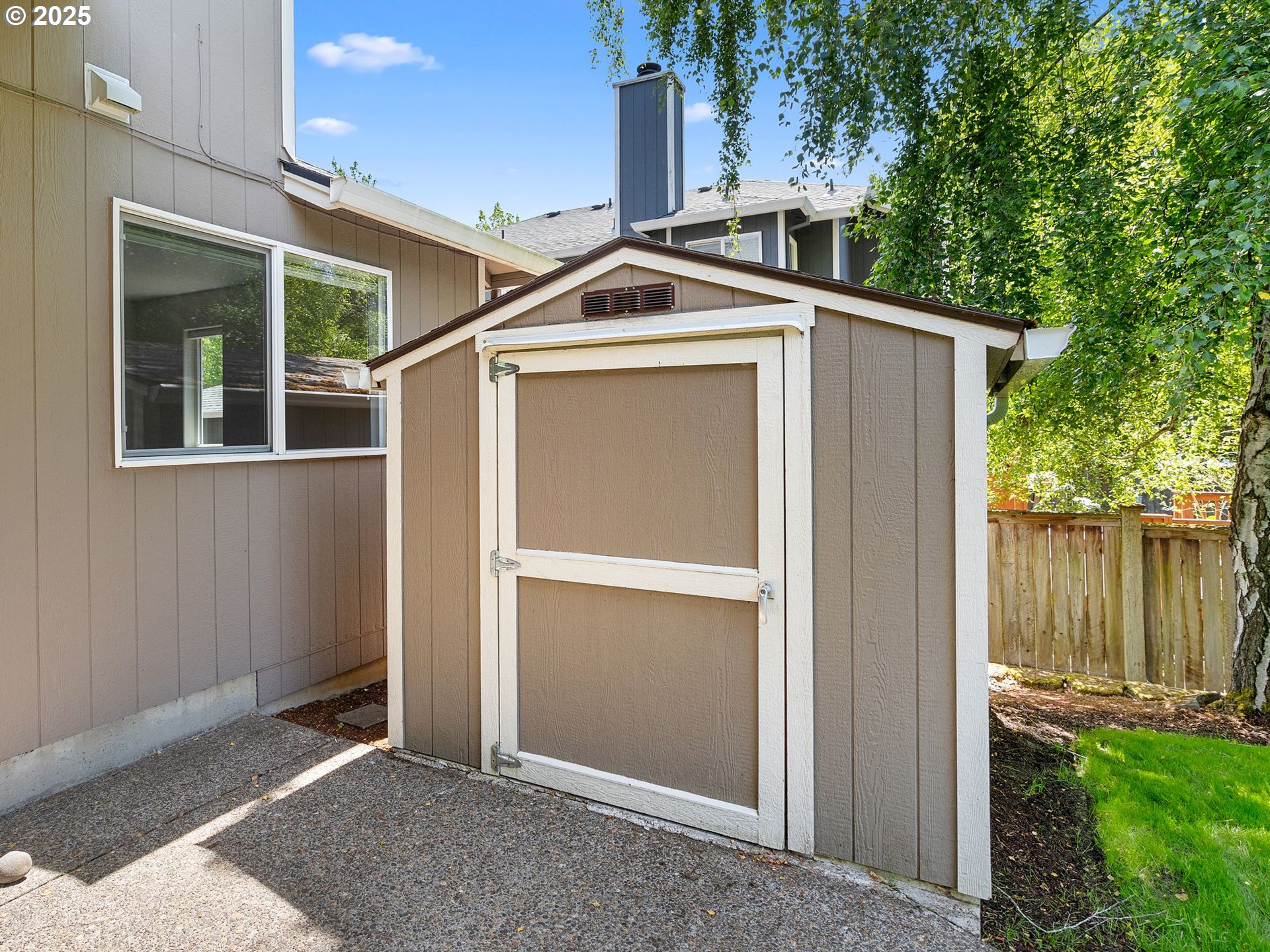 15618 Northwest Rondos Drive Portland, OR 97229 - Photo 36 of 41 Shed