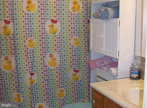 14445 Rock Point Road Newburg, MD 20664 - Photo 18 of 19 Hall%20Bath