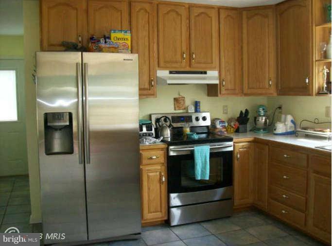 14445 Rock Point Road Newburg, MD 20664 - Photo 5 of 19 Kitchen