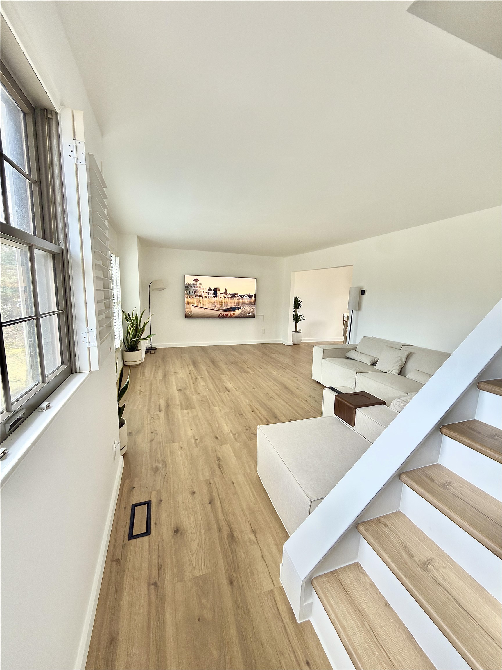 510 Portsmouth Road Cape May, NJ 08204 - Photo 14 of 41 a living room with furniture and a rug
