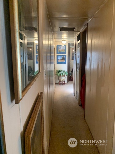 23708 Locust Way, Unit 45 Bothell, WA 98021 - Photo 5 of 13 a view of gallery with hallway