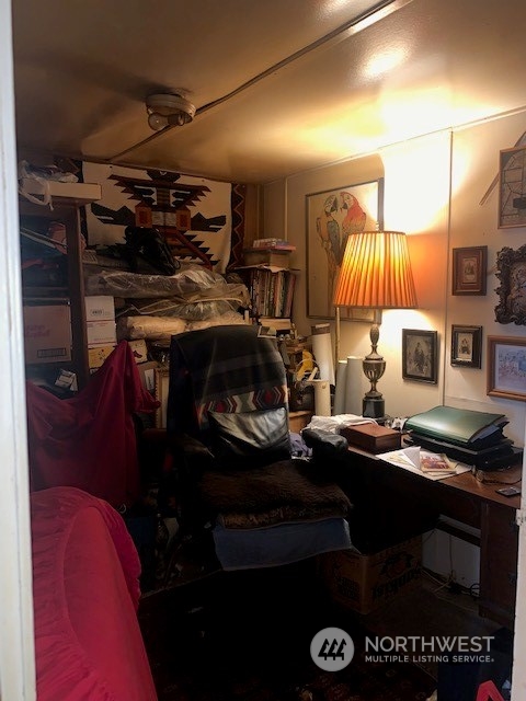 23708 Locust Way, Unit 45 Bothell, WA 98021 - Photo 6 of 13 a view of gym equipment and kitchen appliances