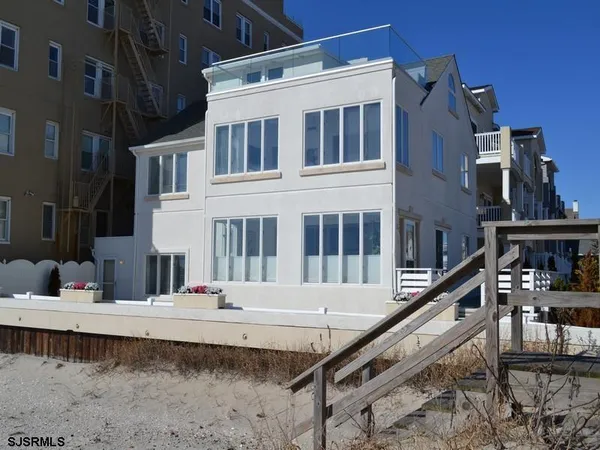 $90,000 | 110 South Richards Avenue, Ventnor City, NJ 08406