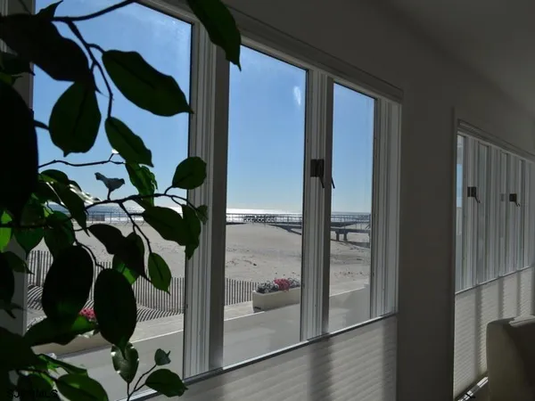 $90,000 | 110 South Richards Avenue, Ventnor City, NJ 08406