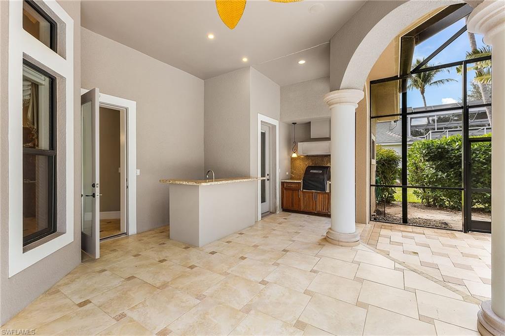 1733 Supreme Court Naples, FL 34110 - Photo 13 of 30