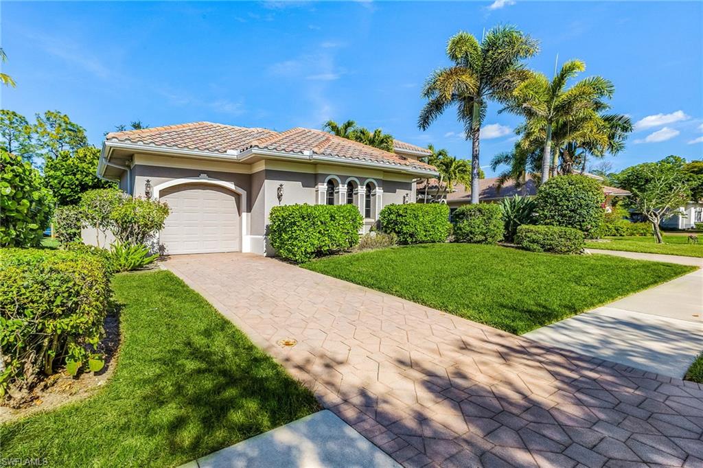 1733 Supreme Court Naples, FL 34110 - Photo 2 of 30