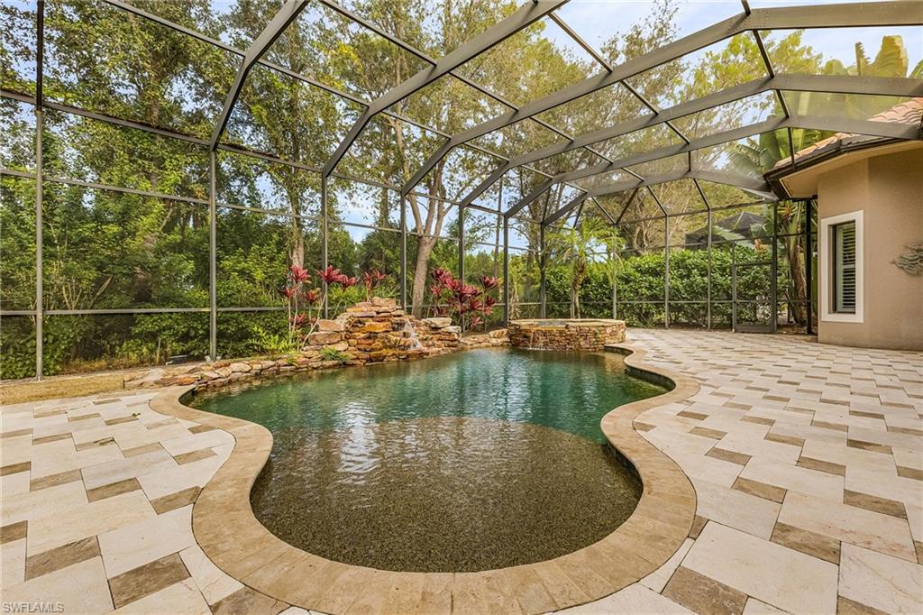 1733 Supreme Court Naples, FL 34110 - Photo 24 of 30