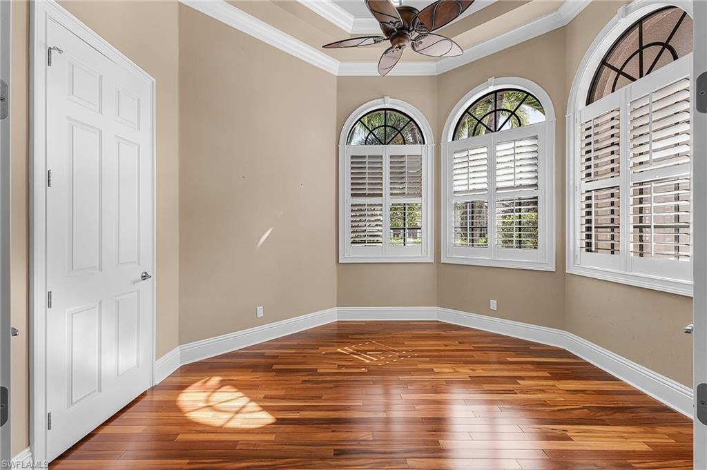 1733 Supreme Court Naples, FL 34110 - Photo 5 of 30