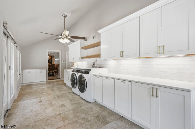 65 Washington Valley Road Warren, NJ 07059 - Photo 18 of 49