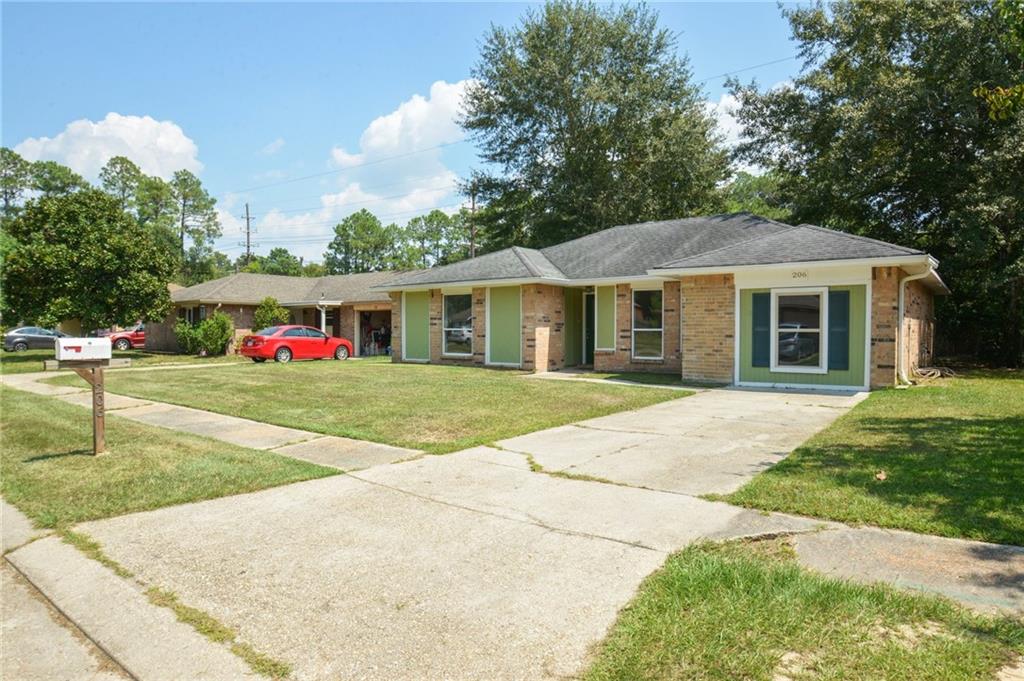 206 Almond Creek Road Slidell, LA 70461 - Photo 2 of 17