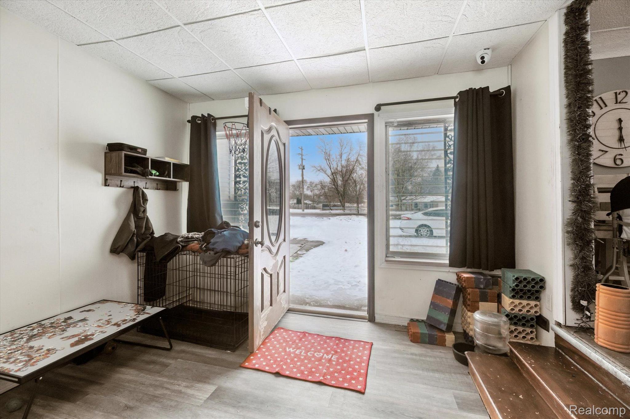 4258 North Genesee Road Flint, MI 48506 - Photo 2 of 41 Gallery Image 2