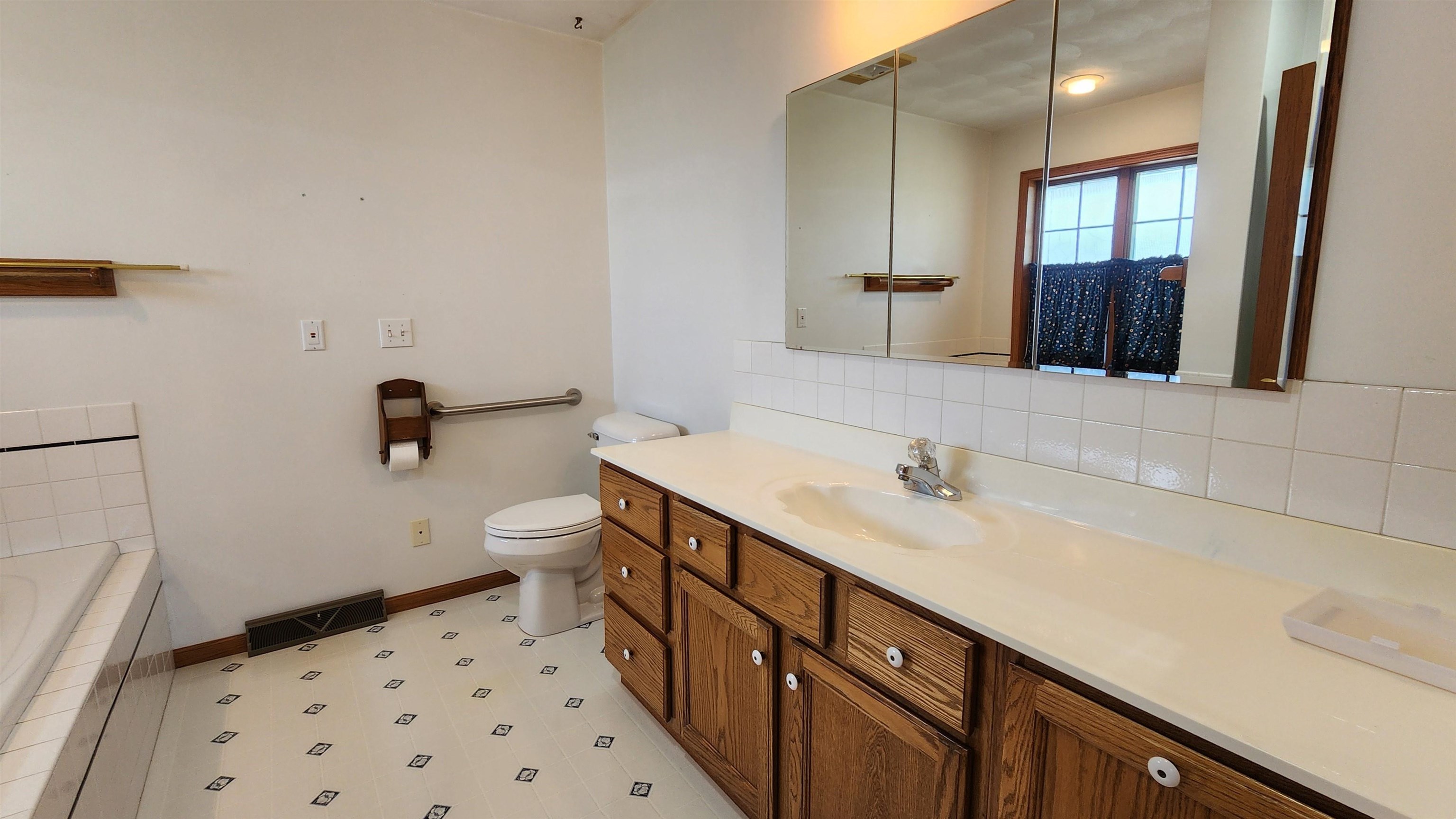 11056 Center Road Durand, IL 61024 - Photo 41 of 98 Gallery Image 41