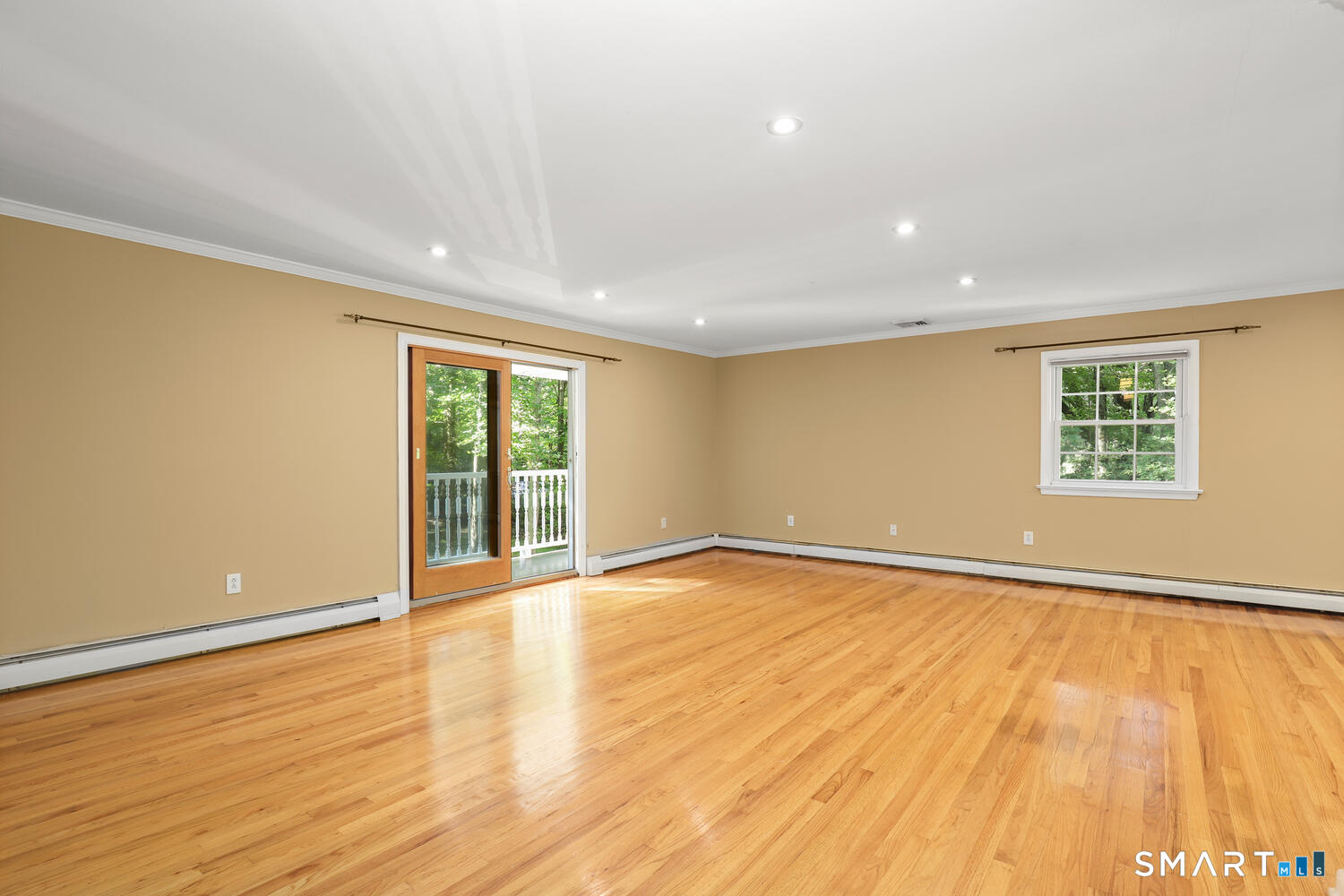 122 Deforest Road Wilton, CT 06897 - Photo 15 of 40