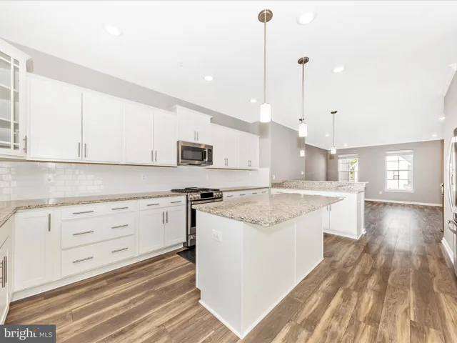 $745,000 | 117 Flower Center Lane, Gaithersburg, MD 20878