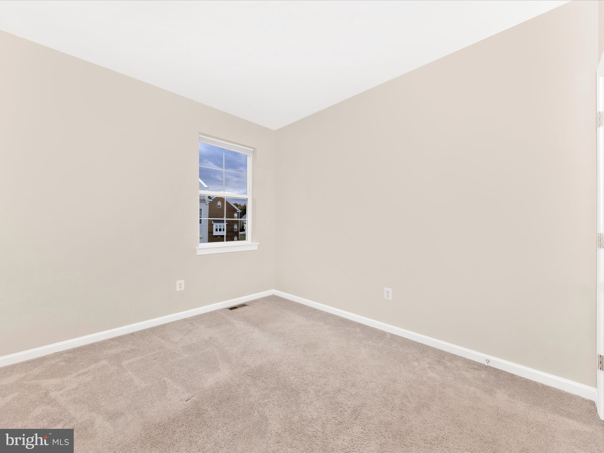 117 Flower Center Lane Gaithersburg, MD 20878 - Photo 29 of 53 Bedroom 2