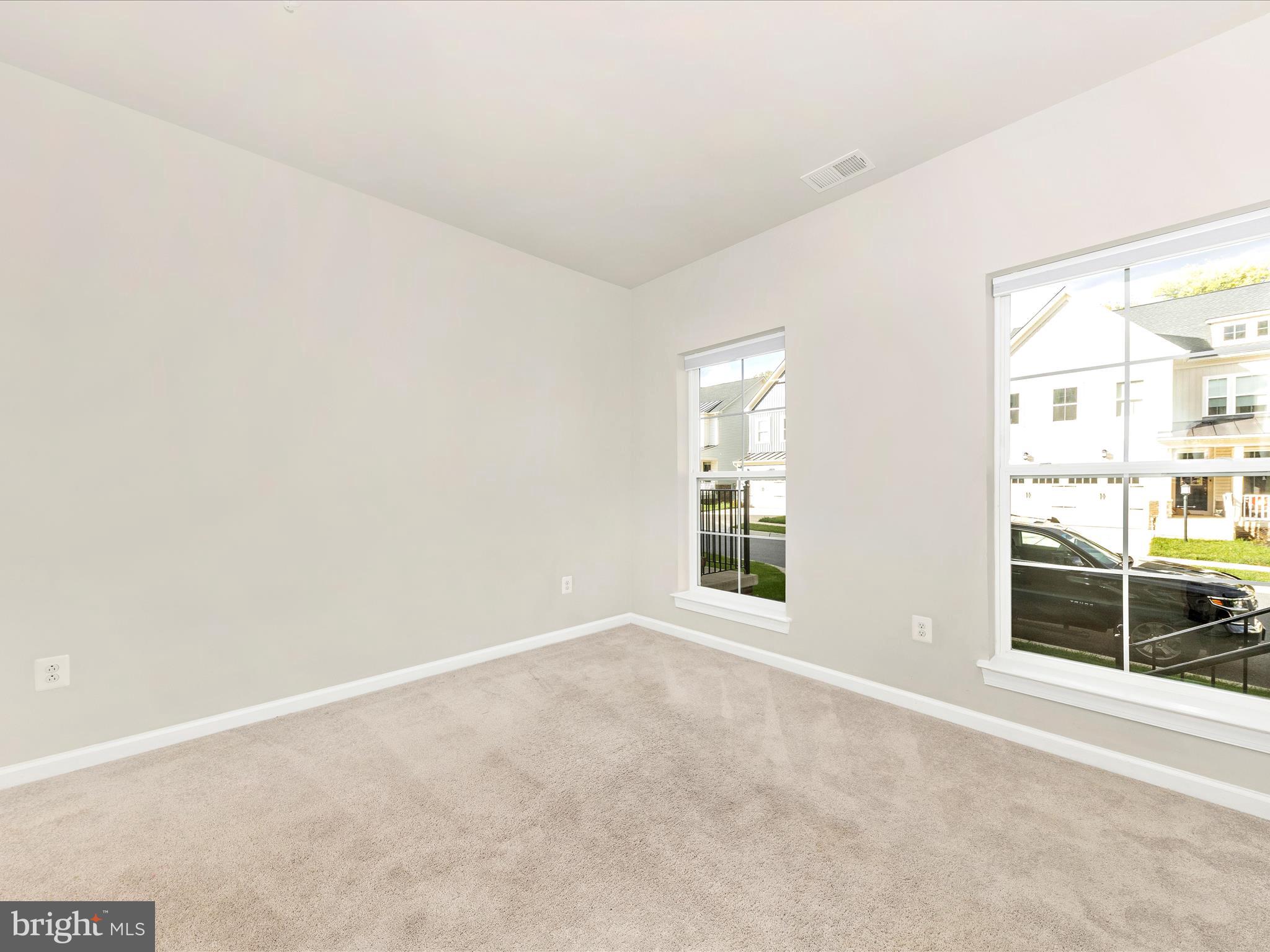 117 Flower Center Lane Gaithersburg, MD 20878 - Photo 3 of 53 Office