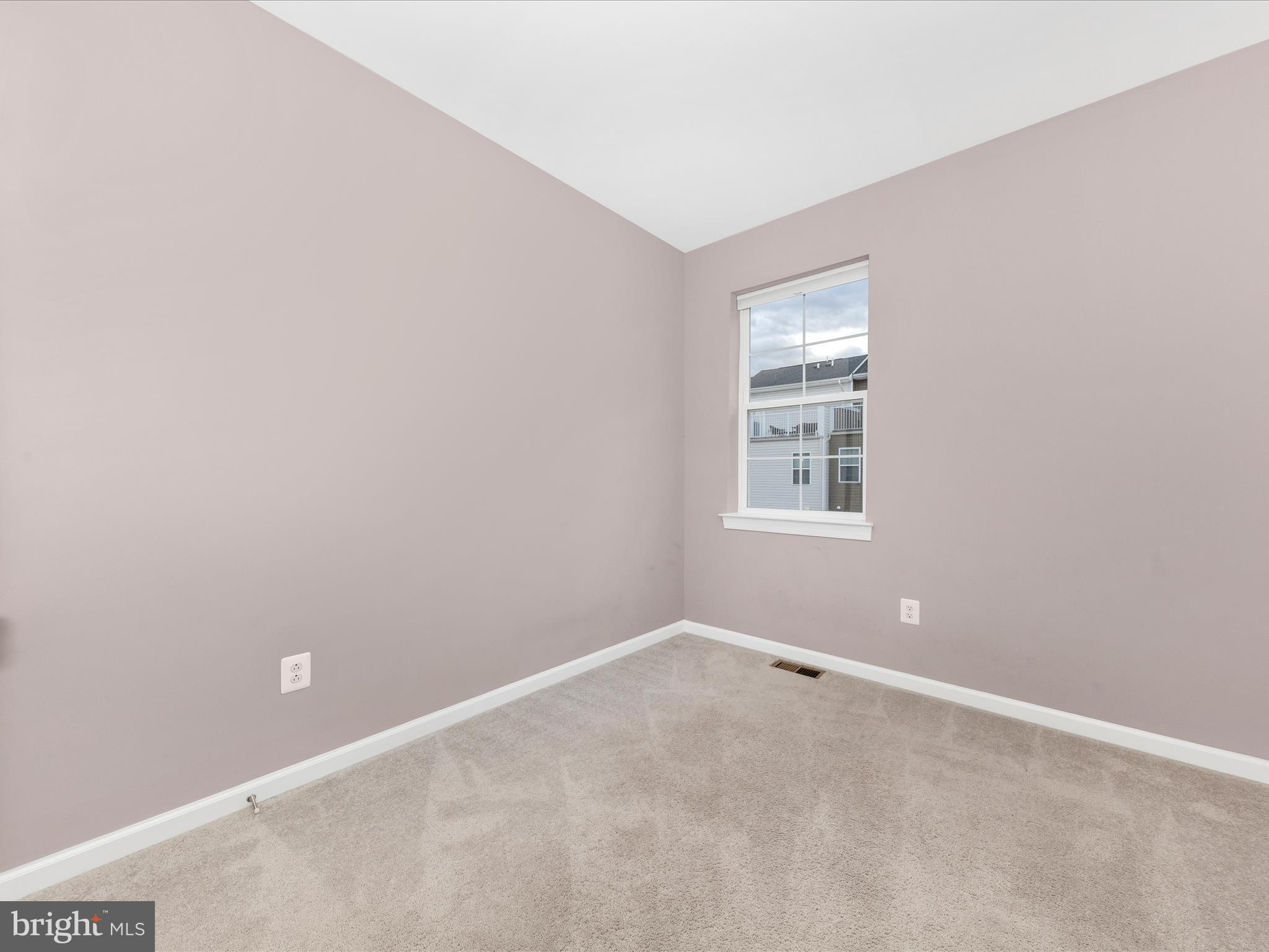 117 Flower Center Lane Gaithersburg, MD 20878 - Photo 31 of 53 Bedroom 3