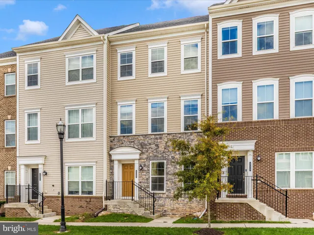 $745,000 | 117 Flower Center Lane, Gaithersburg, MD 20878