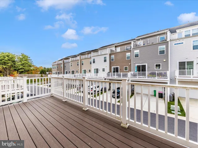 $745,000 | 117 Flower Center Lane, Gaithersburg, MD 20878