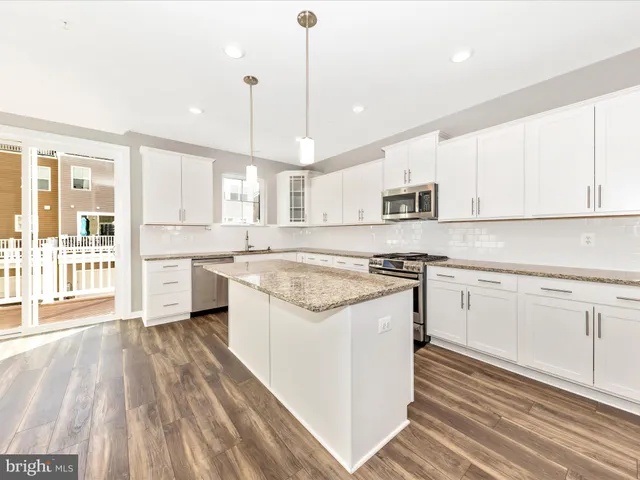 $745,000 | 117 Flower Center Lane, Gaithersburg, MD 20878