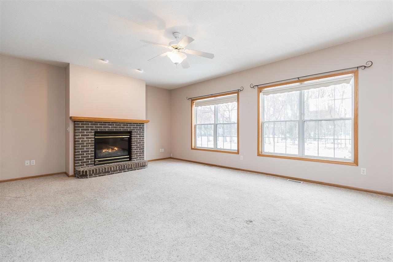 370 Brougham Road Robins, IA 52328 - Photo 5 of 39 Gallery Image 5