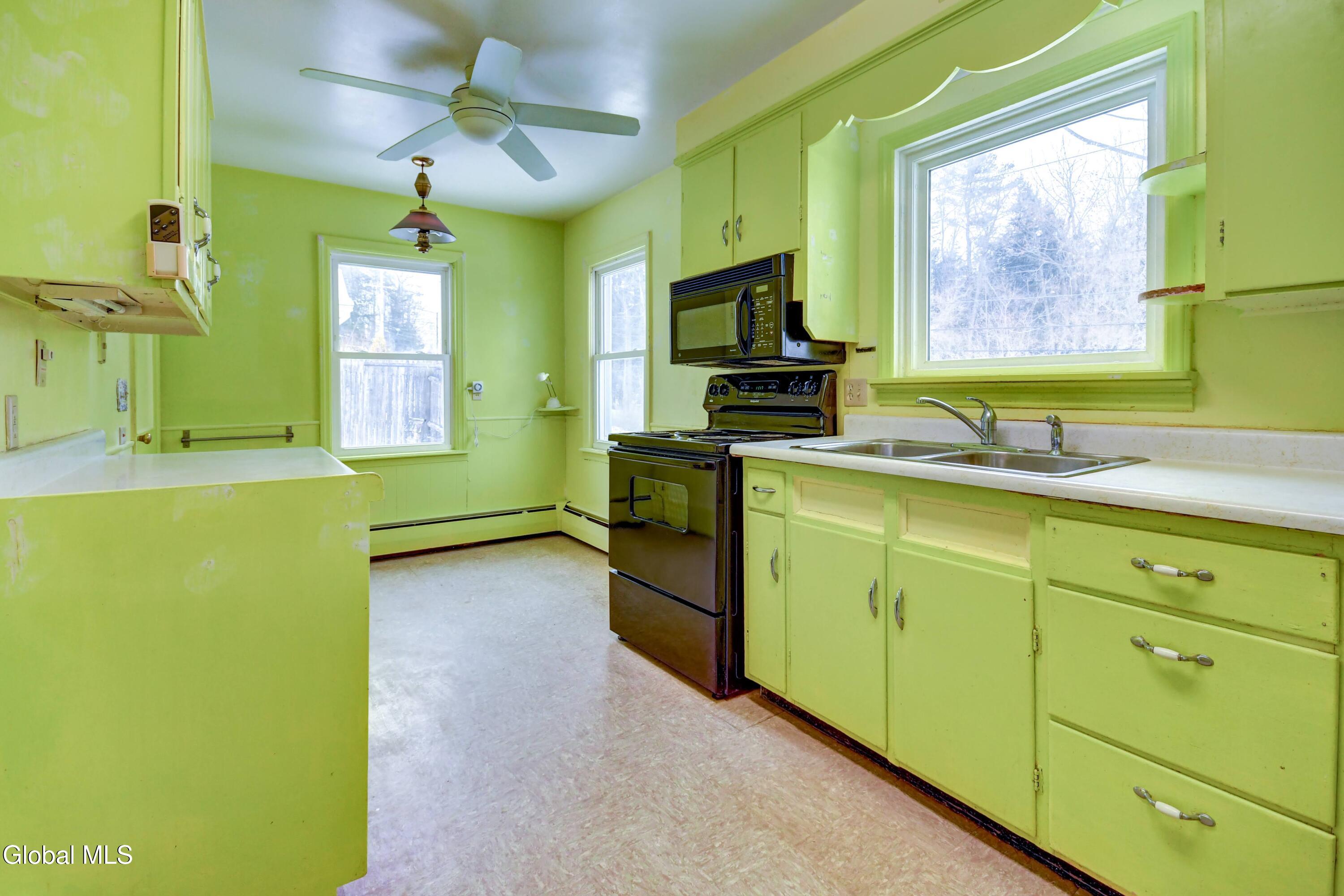 43 Ridge Road Canajoharie, NY 13317 - Photo 11 of 32 43 Ridge Rd-18
