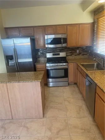$2,000 | 9504 Quitman Avenue, Las Vegas, NV 89149