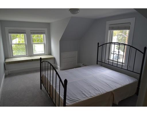 20 Oak Road Medford, MA 02155 - Photo 16 of 20