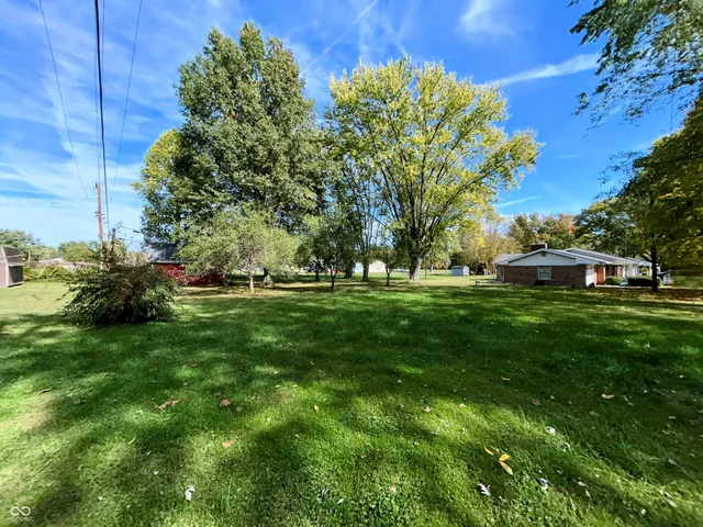 $310,000 | 28 Rohn Road, Mooresville, IN 46158