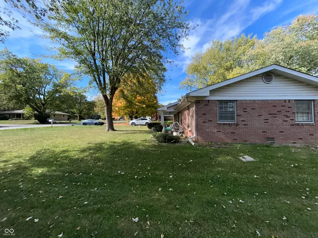 $310,000 | 28 Rohn Road, Mooresville, IN 46158