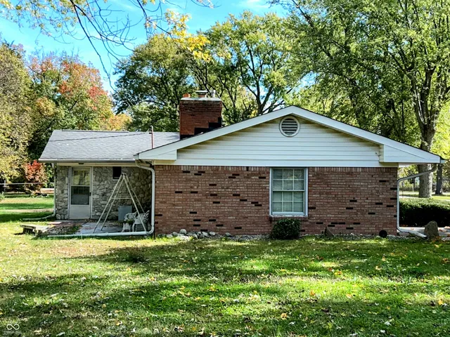 $310,000 | 28 Rohn Road, Mooresville, IN 46158